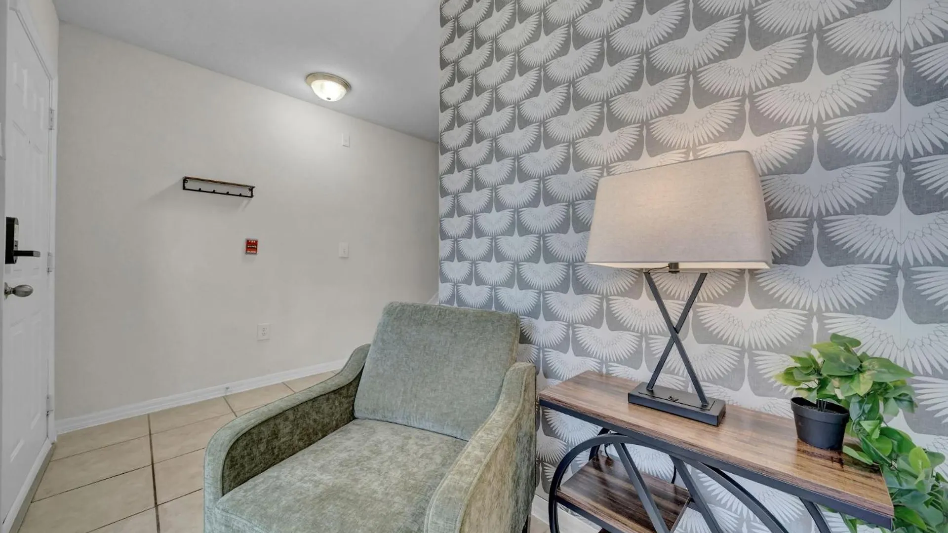 Oasis 2Br2Ba- Minutes To Airport & Westchase #8 Apartment Tampa 0*,  United States