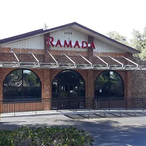 Hotel Ramada By Wyndham Temple Terrace/tampa North, Tampa